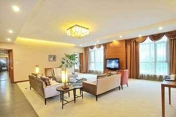 Luanchuan Re-Channel Ferry Lake Hotel Gucheng  Buitenkant foto